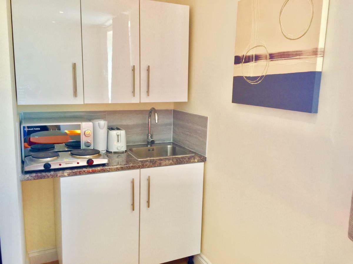 London Studio Apartments, Private Bathrooms And Parking Ilford Exterior foto