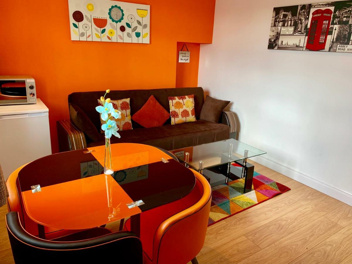 London Studio Apartments, Private Bathrooms And Parking Ilford Exterior foto