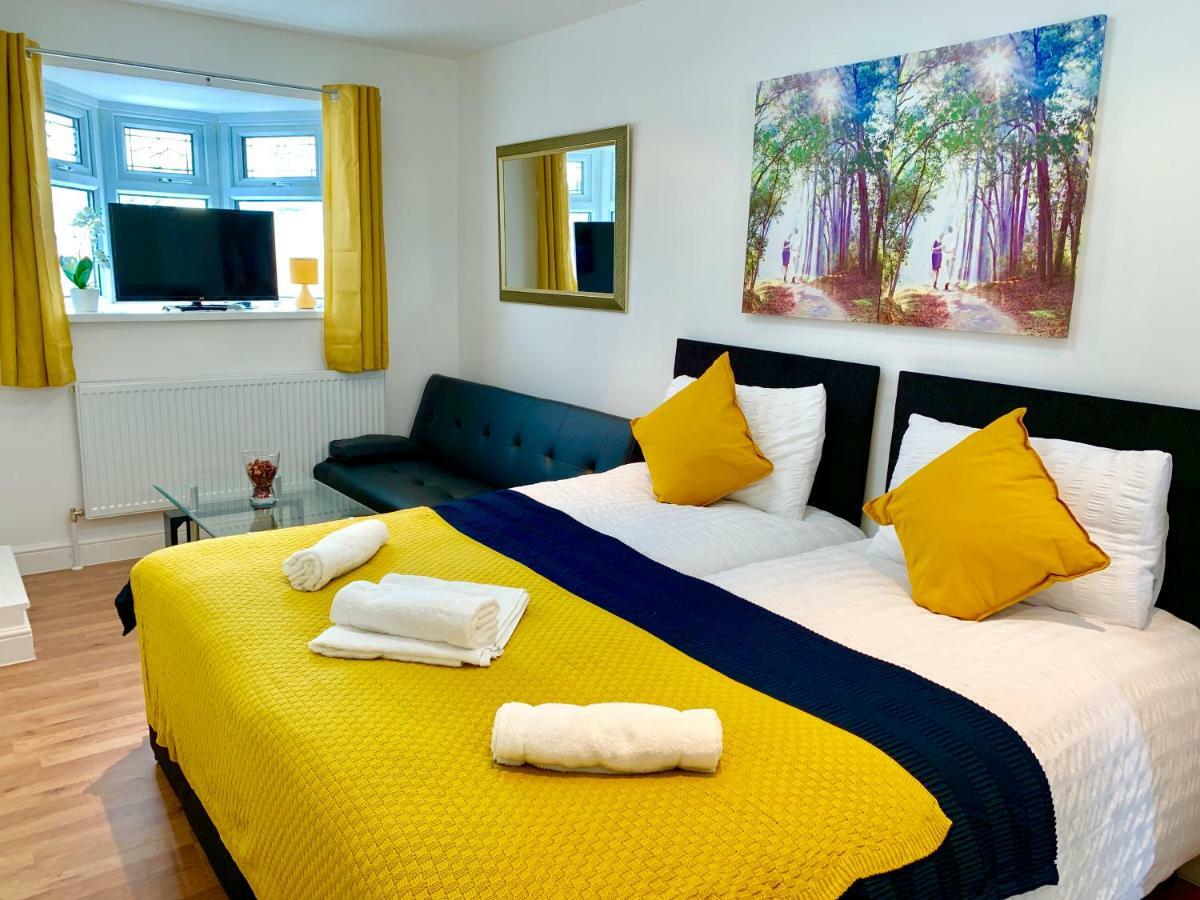 London Studio Apartments, Private Bathrooms And Parking Ilford Exterior foto