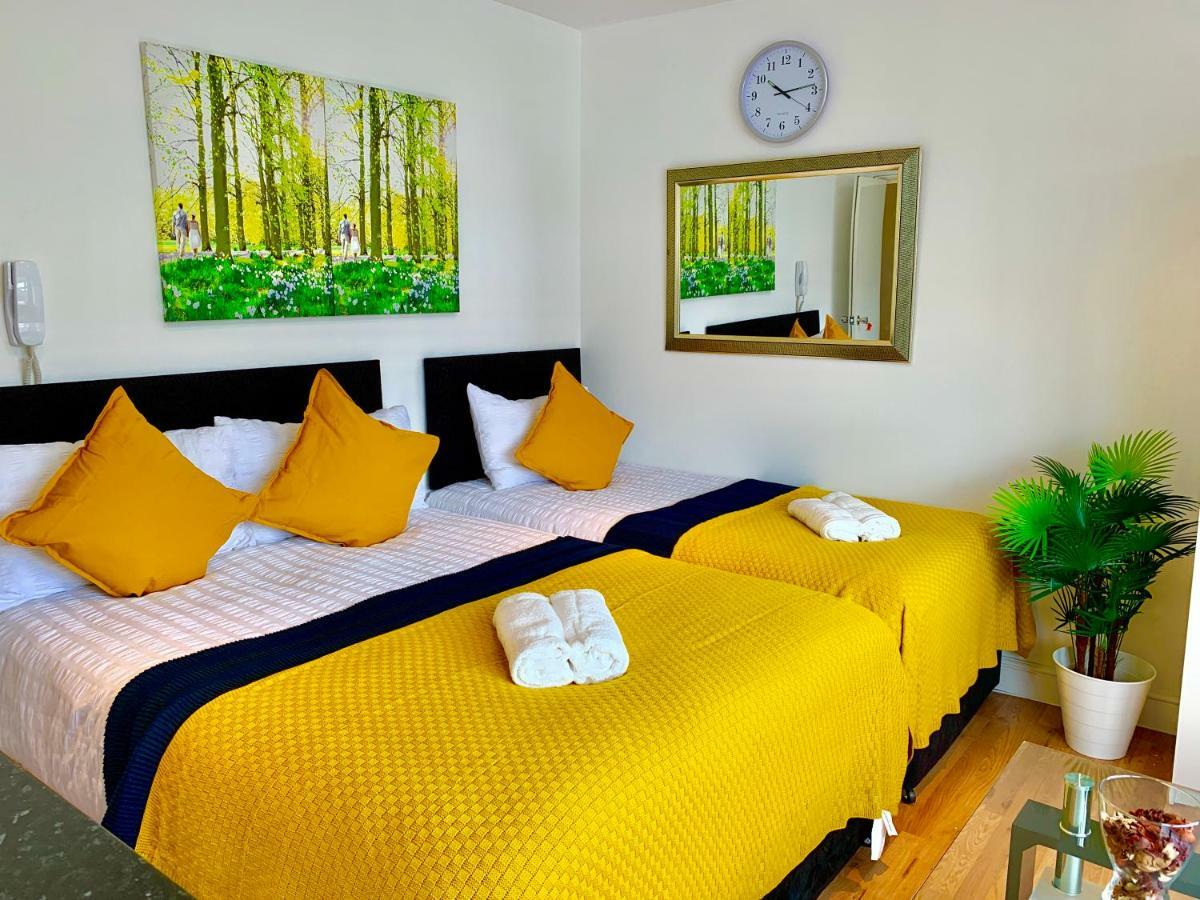 London Studio Apartments, Private Bathrooms And Parking Ilford Exterior foto